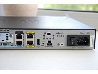 Маршрутизатор Cisco CISCO1921/K9