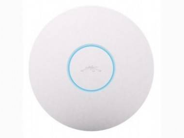 Точка доступа Ubiquiti UAP-Pro(EU)