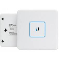 Шлюз Ubiquiti USG(EU) от производителя Ubiquiti Networks